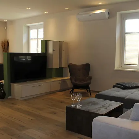 135qm Im Herzen Trofaiachs Hs49 Daire *